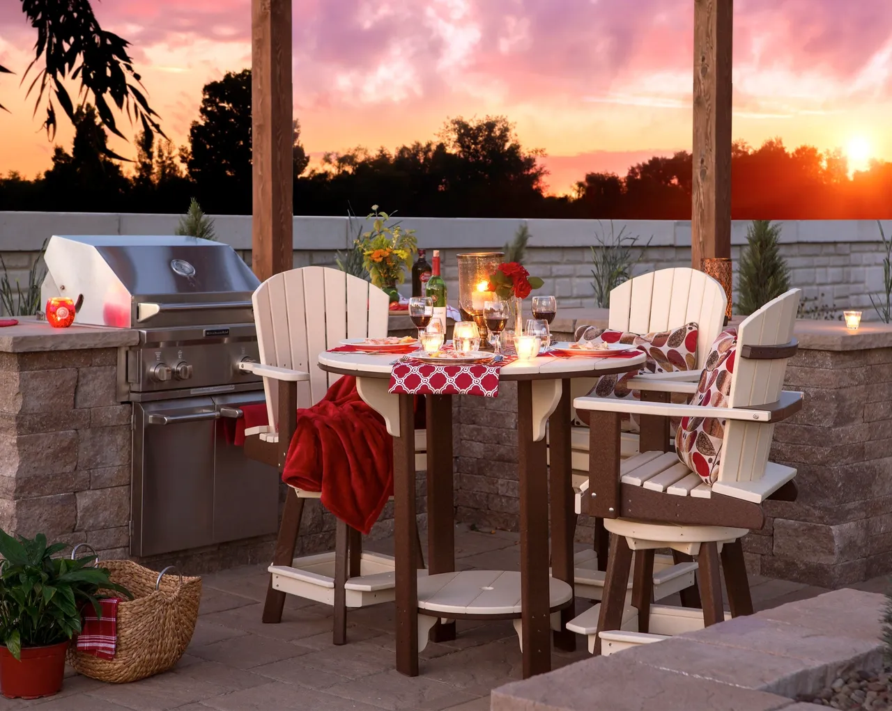 A table and chairs set up outside in the evening.